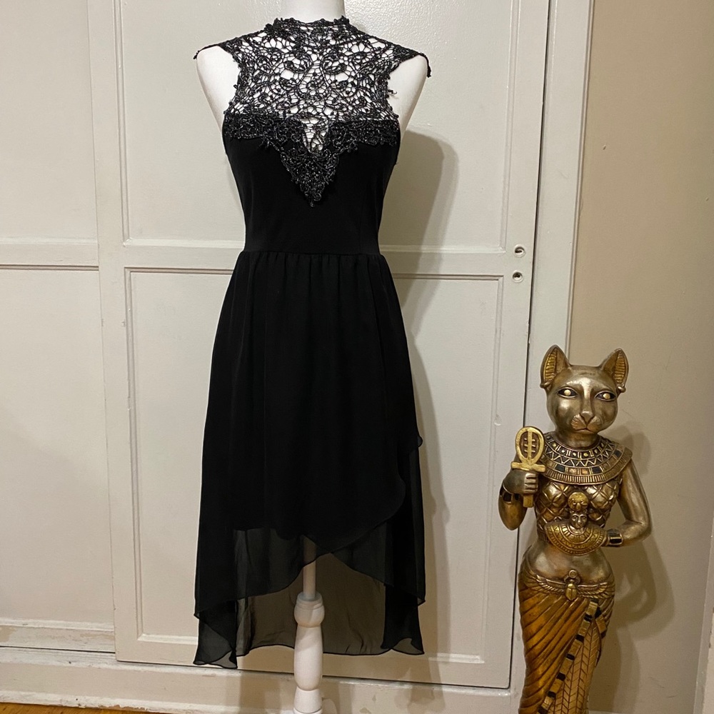High and low dress 👗 Super feminine 😇